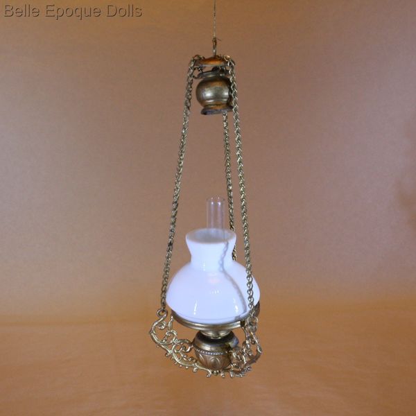 puppenstube hangepetroleumlampe , Gebrueder BING AG catalog , metal petroleum hanging lamp miniature