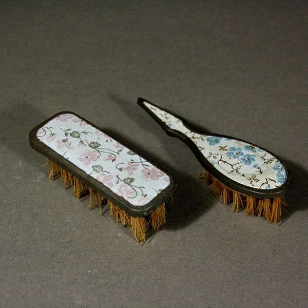 Antique Doll miniature brush set , Puppen zubehor Haarbrste