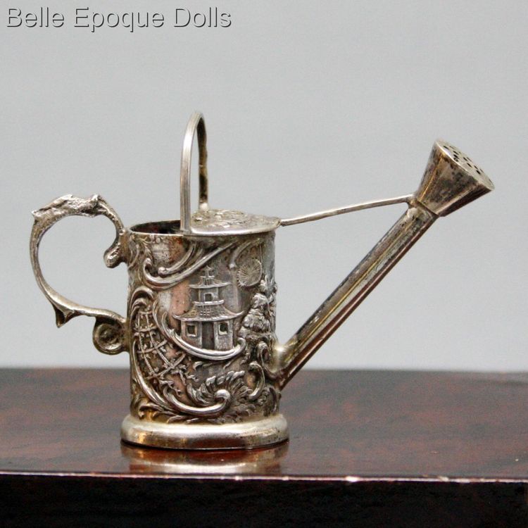 Antique Dollhouse miniature watering Can , Puppenstuben zubehor