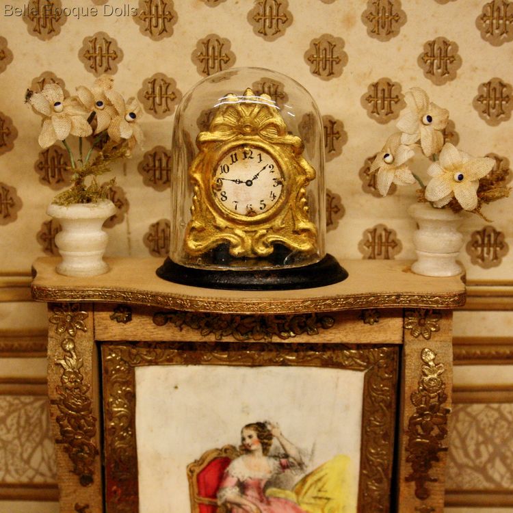 Antique dolls house clock under blown glass dome , Puppenstuben zubehor