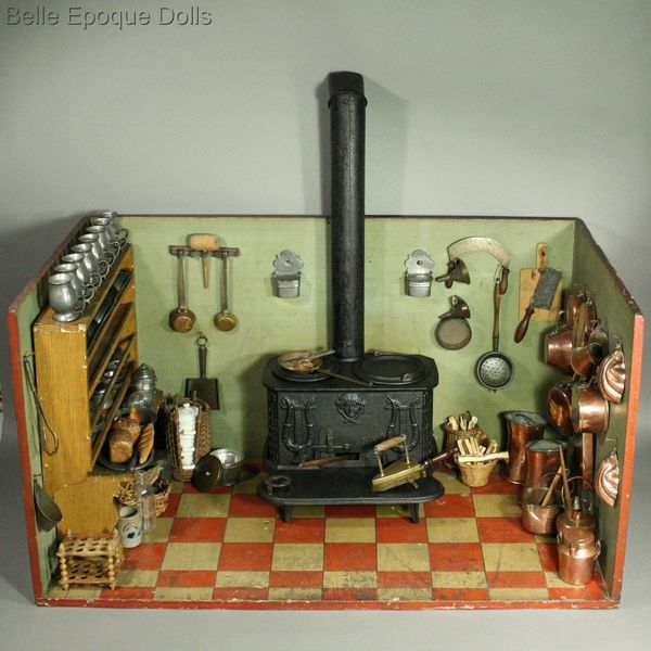 Antique dollhouse cast iron stove , Puppenstuben kchen utensilien kupfer, messing,  , Antique miniature kitchen with pewter