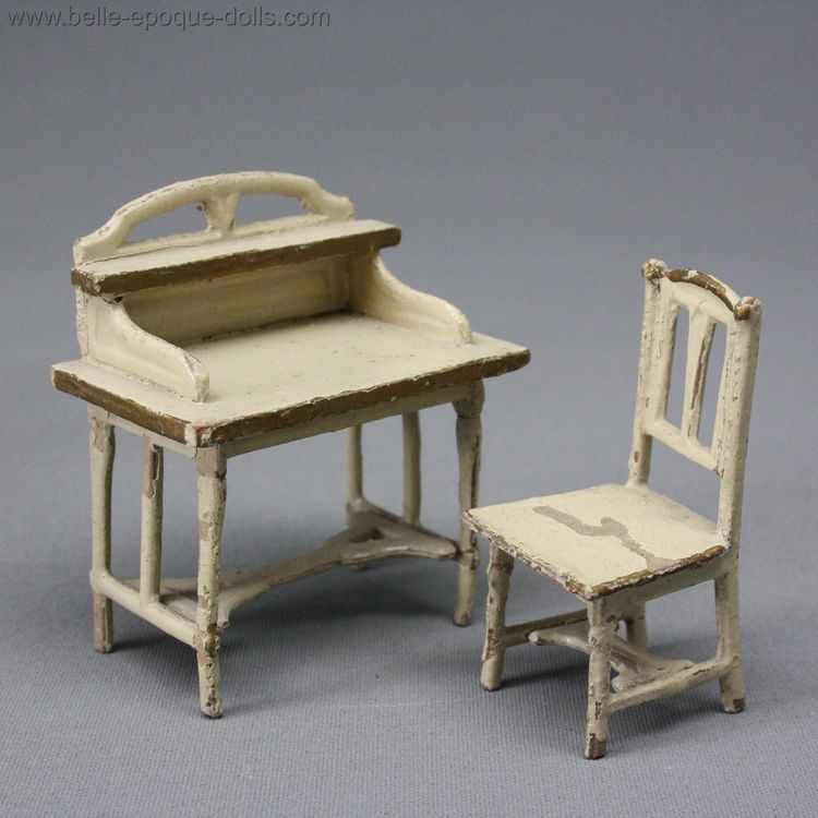 antique pressed cardboard dollhouse furniture , Antique Dollhouse miniature bedroom , Puppenstuben  gottschalk schlafzimmer