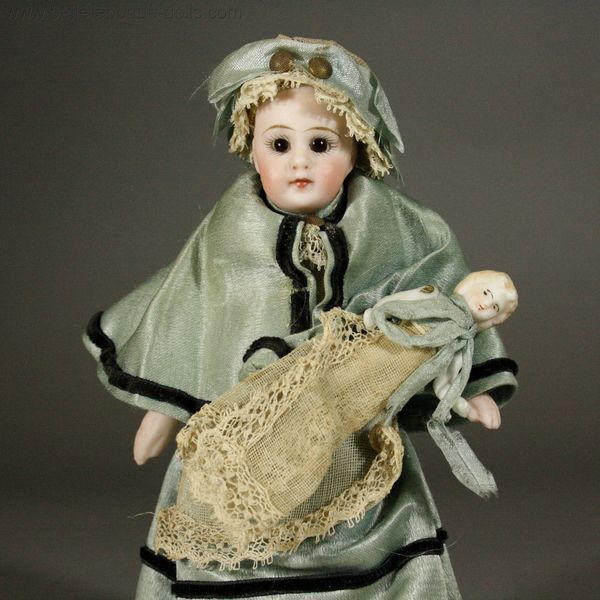 Francois gaultier tiny doll , Antique Dollhouse doll  , antike kleine ganzbikuitpuppe