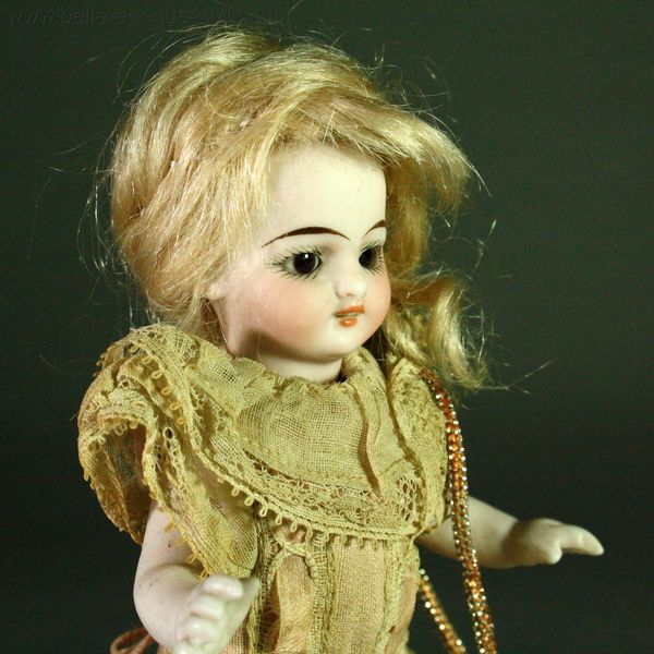 Antique Dollhouse miniature doll , Puppenstuben ganzbiskuit puppen Simon Halbig