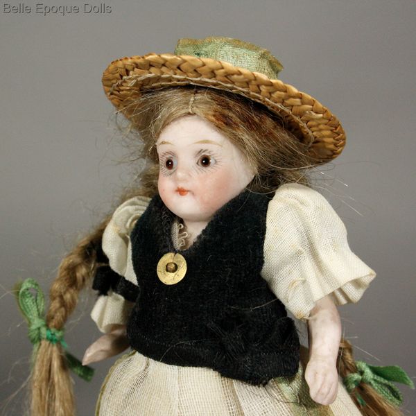 Antique Dollhouse all-bisque doll , Puppenstuben puppen ganzbiskuit porzellan 