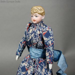 Antique Dollhouse Mother with Sculpted Hair and high Bun