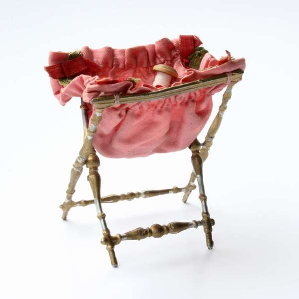 Antique miniature doll sewing basket , sewing for doll