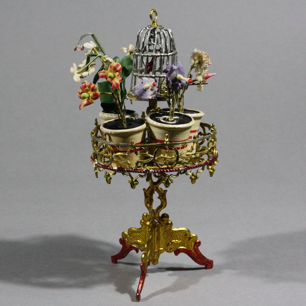 Antique dollhouse soft metal accessories , alter miniatuur blumenständer mit vogelbauer  , Antique dolls house flowers plant with bird cage