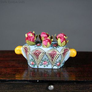 French Porcelain Flower-Holder from Desvres - By Gabriel Fourmaintraux