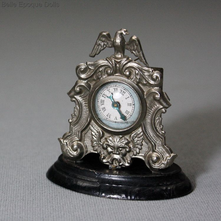 antique miniature dolls house clock , alte puppenstube kaminuhr
