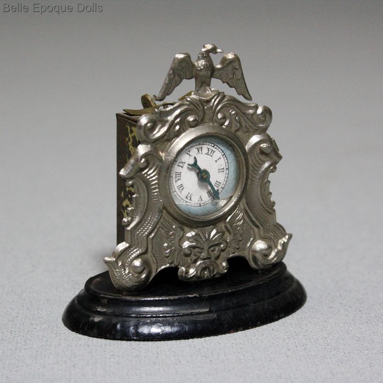 antique dollhouse miniature clock , alte puppenstube kaminuhr
