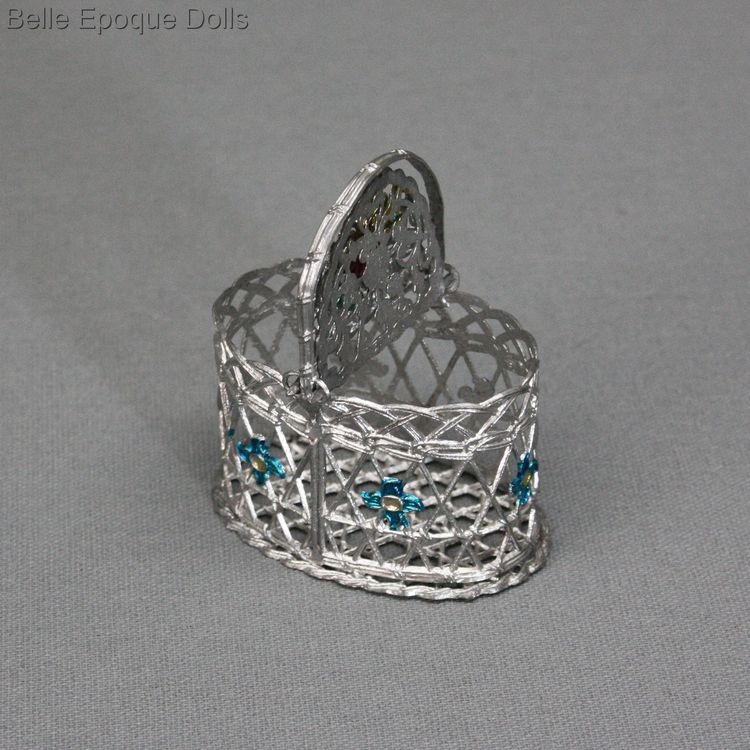 Babette Schweizer soft metal accessory , Antique Dollhouse metal basket miniature , Puppenstuben zubehor