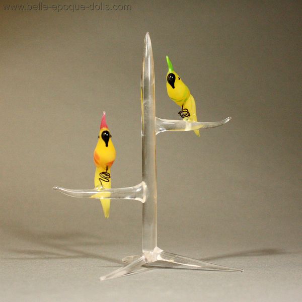 Puppenstuben zubehor , Antique Miniature Glass Parrots