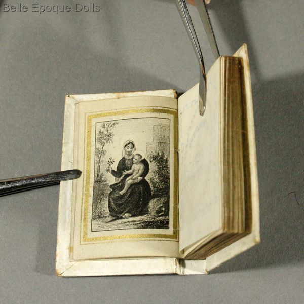 Le paroissien livre de messe , Firmin Didot miniature book , Antique dolls house religious book 