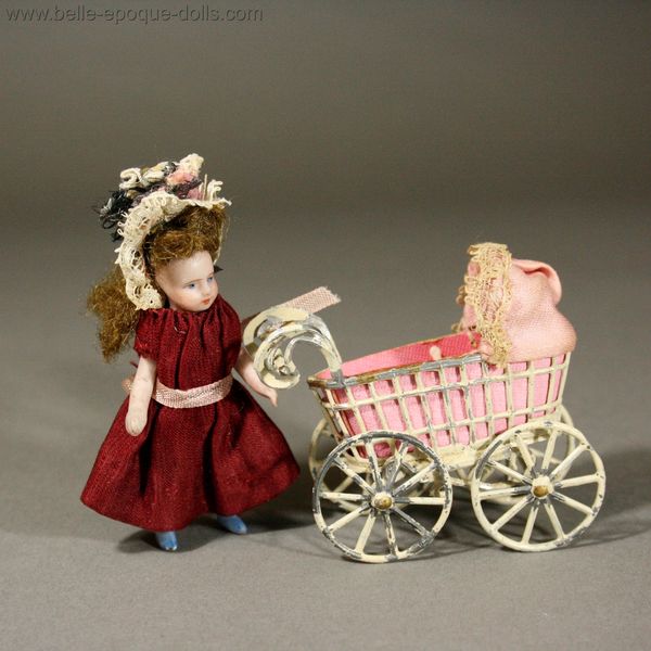 Puppenstuben zubehor wagen , Antique Dollhouse miniature soft metal pram , Puppenstuben zubehor wagen