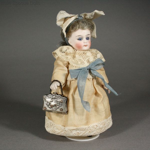 Antique dolls house mignonette metal bag , Puppenstuben zubehor