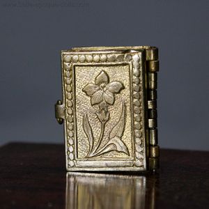 Puppenstuben zubehor , Antique Dollhouse miniature book brugge , enamel cover 