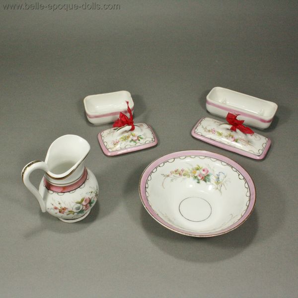 Antique dolls wash set , Puppen toilette parfm  , Antique Doll miniature perfume toilette menage