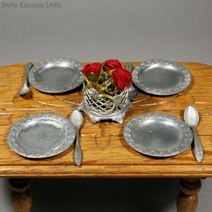 Antique Metal Service for your Doll s Table