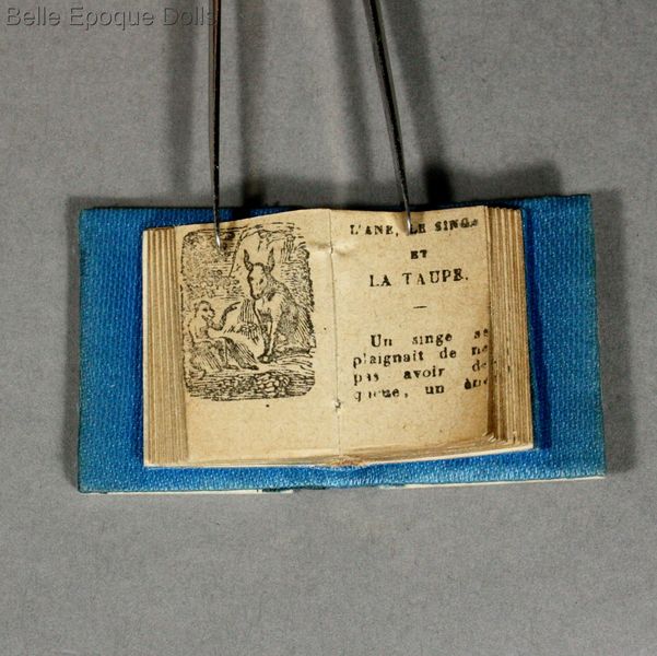Antique Dollhouse miniature book with engravings , Puppenstuben zubehor buch