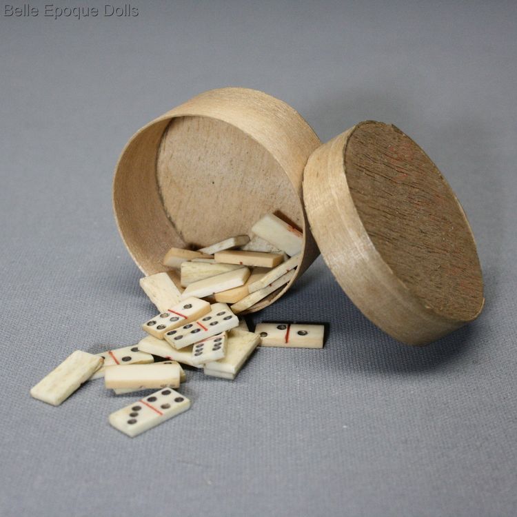  antique miniature domino game , Puppenstuben zubehor spielzeug