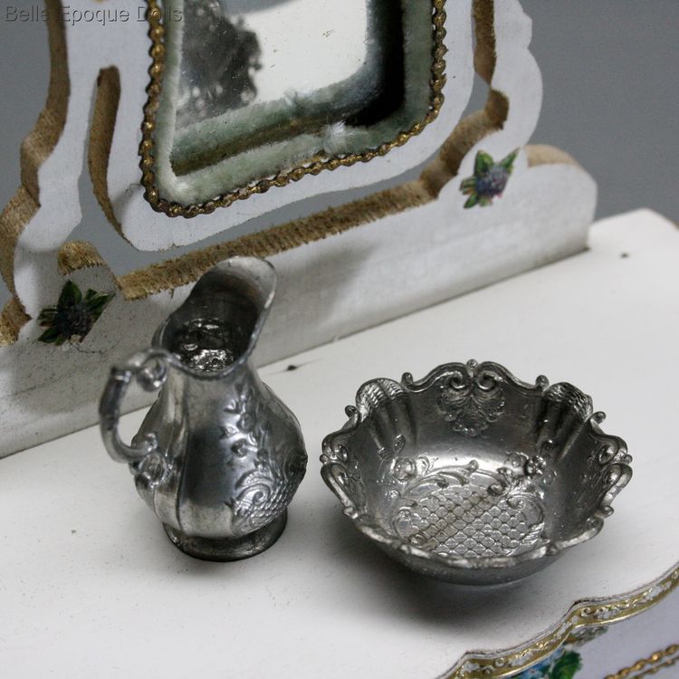 Antique dolls house washing decanter with bowl  , Puppenstuben zubehor waschkaraffen schsseln