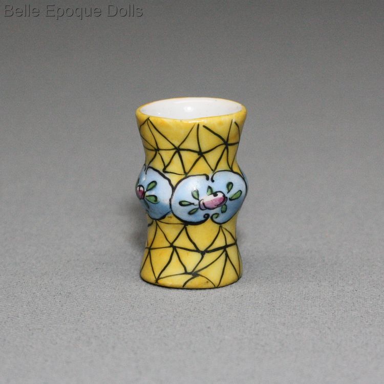 Puppenstuben zubehor , antike miniatur porzellan  , Gabriel Fourmaintraux 