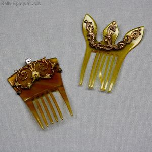 Puppen zubehor haarkmme , Antique Fashion Doll miniature hair comb brush brooch ,  