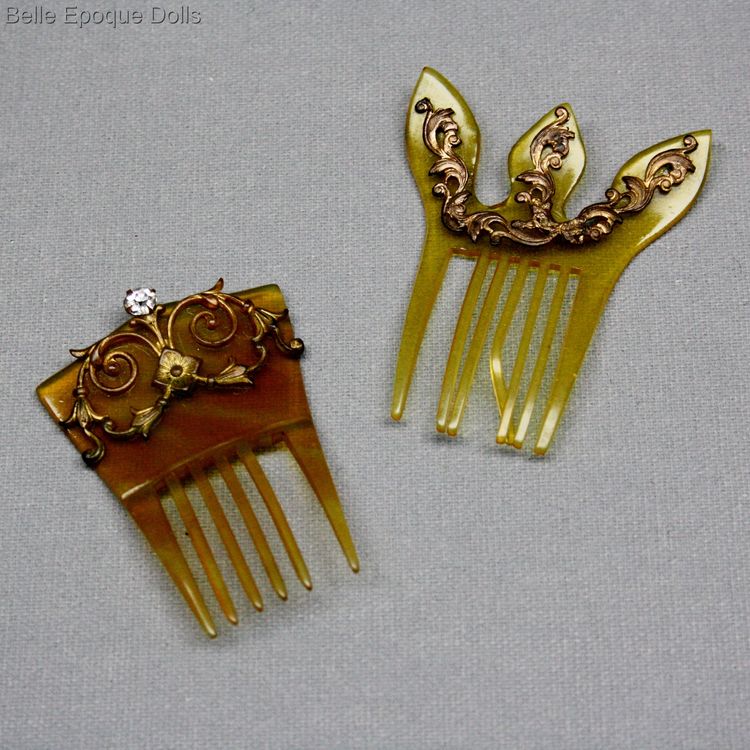 Puppen zubehor haarkmme , Antique Fashion Doll miniature hair comb brush brooch , Puppen zubehor haarkmme