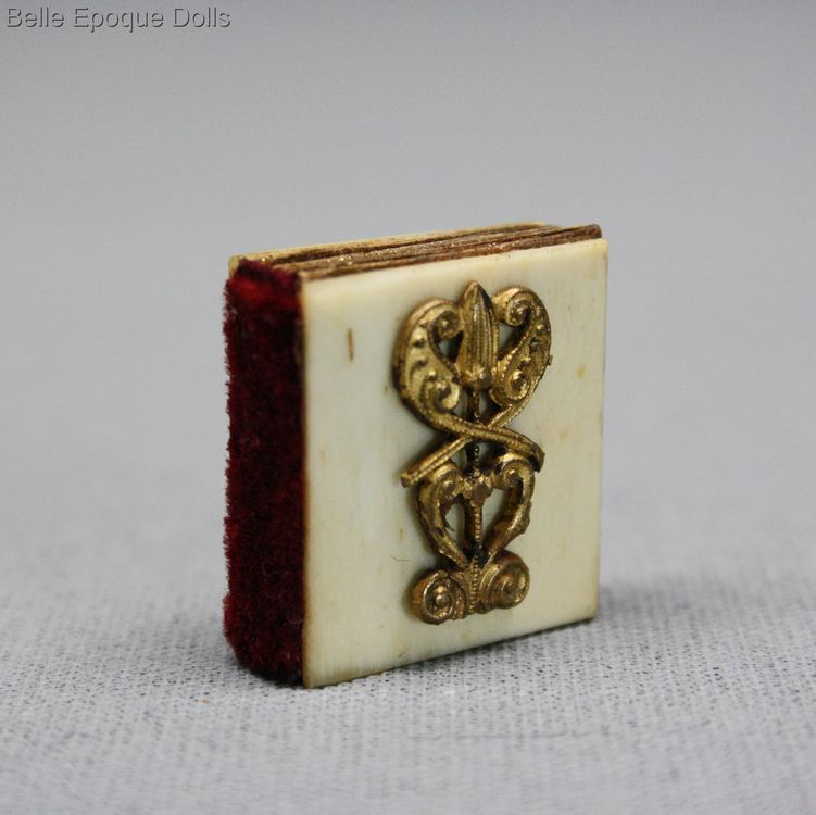 Puppenstuben zubehor buch , Antique Dollhouse miniature book with engravings , Puppenstuben zubehor buch