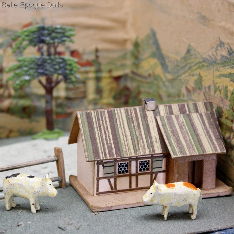 diorama diaporama farm miniature , antique miniature wooden animals