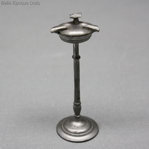 antique dollhouse Ashtray Stand , antique miniature metal ashtray stand , alte puppenstubben Aschenbecherst�nder f�r Puppe 