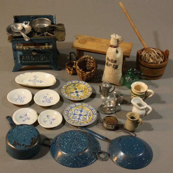 alte Puppenhauser Silber Fleming  , Antique Dollhouse Silber Fleming , alte Puppenhauser Silber Fleming 