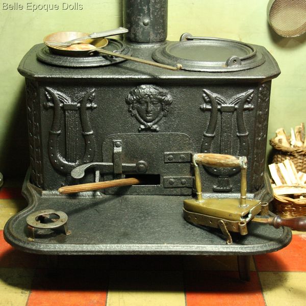 Antique dollhouse cast iron stove , French antique miniature kitchen