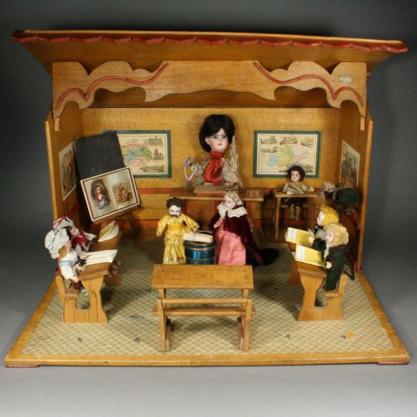 Antique dolls house French mechanical musical school room , Puppenstuben zubehor Schule theater