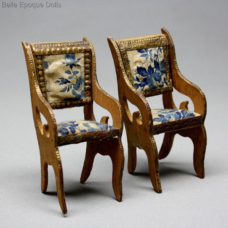 Antique Early French furniture , Puppenstuben zubehor , Antique Dolls miniature room