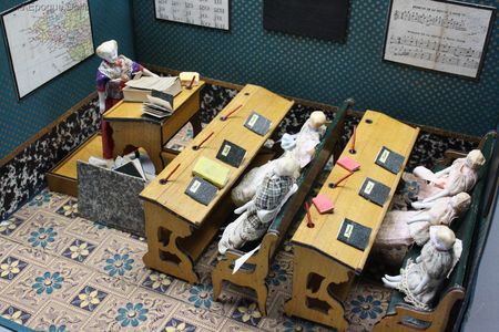 Very Rare Antique French Miniature School Room with Dolls - Back to School !