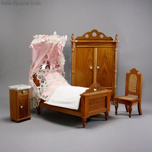 Antique Dollhouse wooden bedroom miniature , Antique dolls house furniture canopy bed schneegas  , Puppenstuben schalfzimmer holz schneegas 