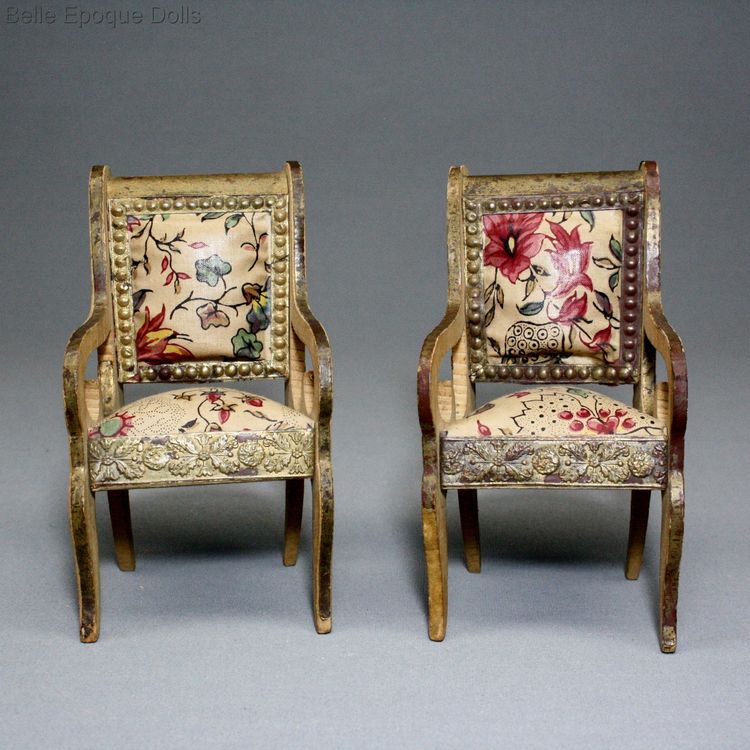 antique dolls house furniture , French miniature antique furnishings , miniature antique doll 