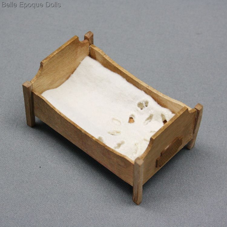 Antique Dollhouse miniature bed , Puppenstuben zubehor
