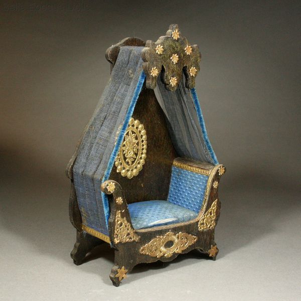 Antique French miniature day-bed , Puppenstuben zubehor