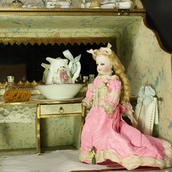Puppen schonheitspflege set , antique beauty culture sets for dolls
