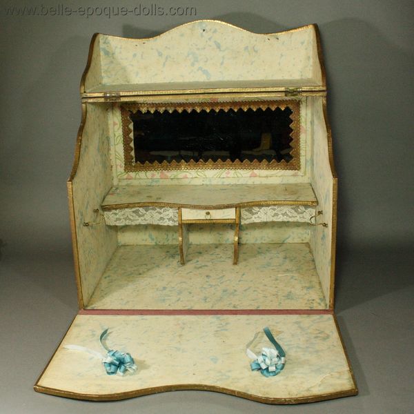 antique beauty culture sets for dolls , Antique French Doll toilette salon , Puppen schonheitspflege set