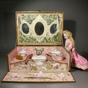 French Beauty Set in Original Presentation Box - Toilette  for Doll