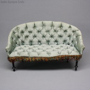 French Divan with Blue Silk Tufted Upholstery