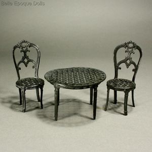 Metal furnishings for Small dollhouse or Nursery
