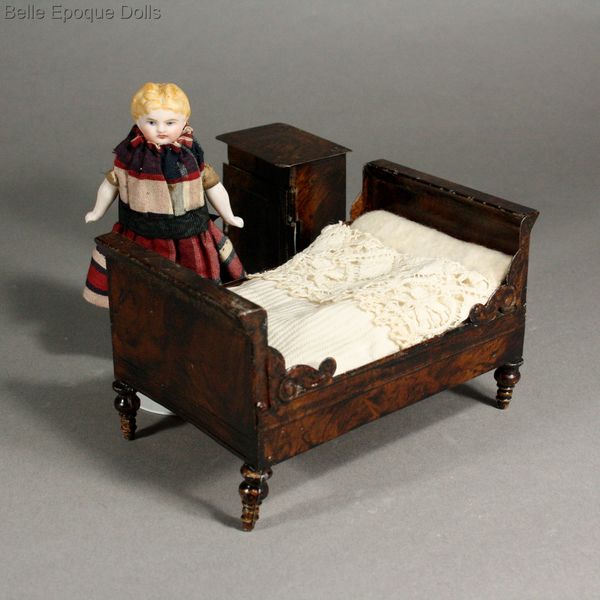 Antique dolls house furniture painted tin , Puppenstuben mobel roch graner