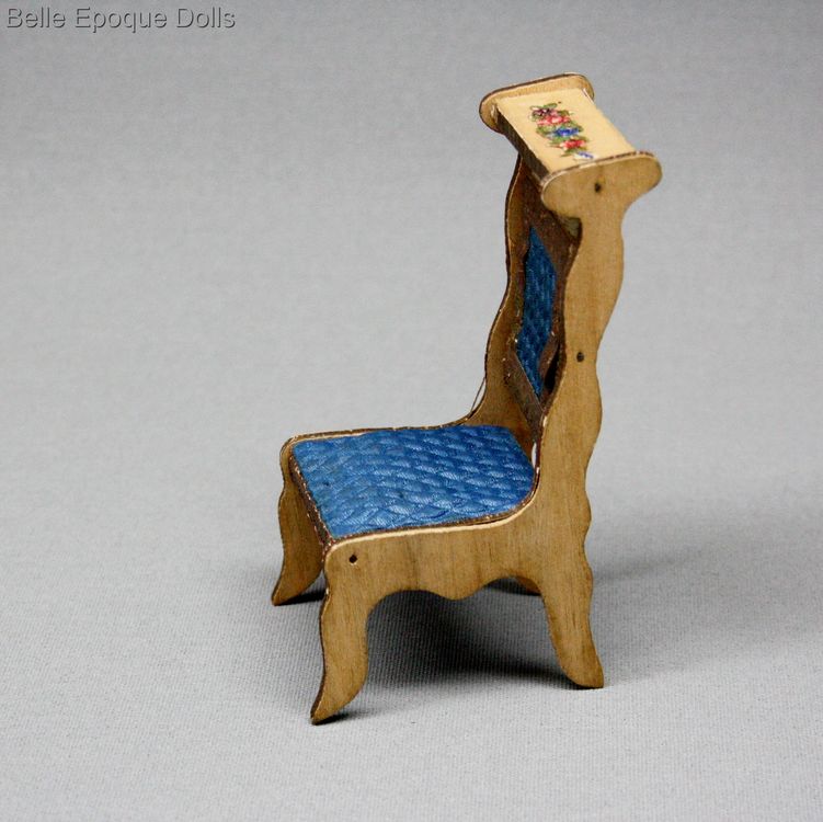 Antique Dollhouse miniature prie dieu chair , Puppenstuben zubehor