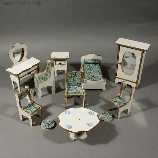 Antique Dolls House Furniture / French Dollhouse Furniture in Original Box Ref M358