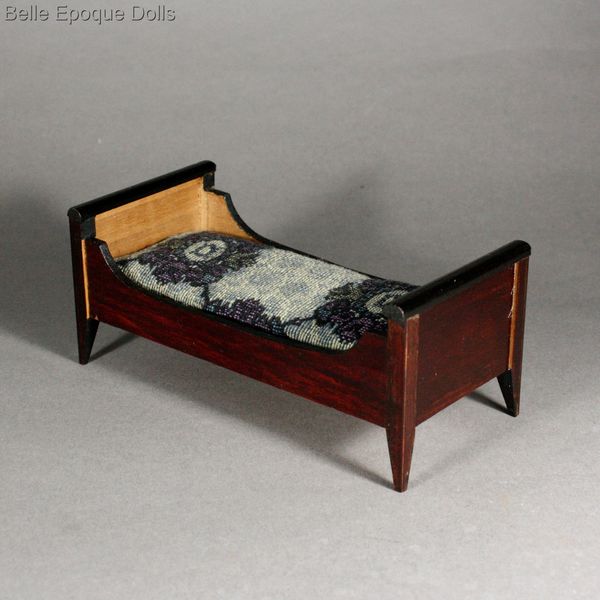 Antique Dollhouse miniature biedemeier bed , Puppenstuben zubehor
